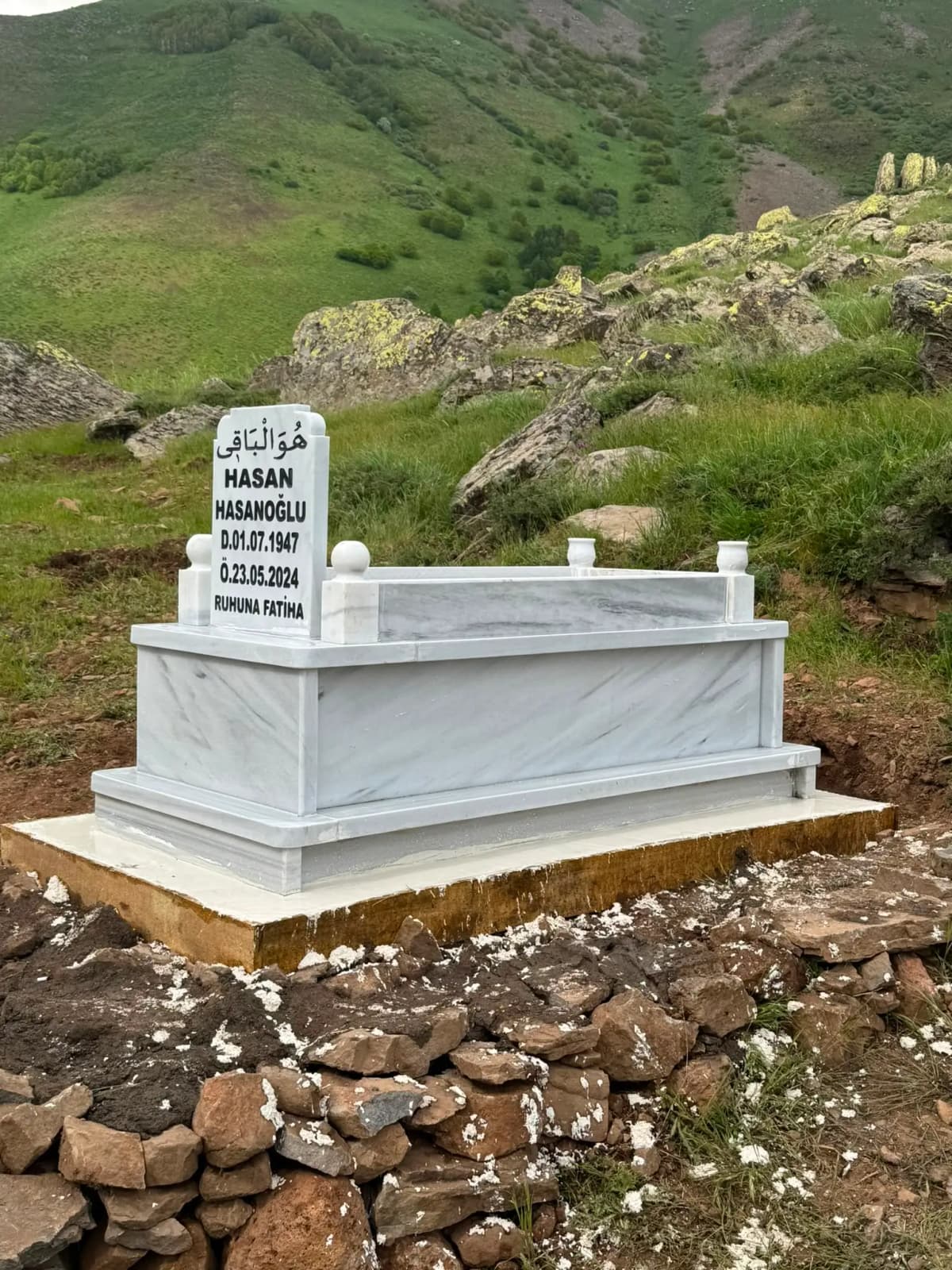 Vefa Mermer M-21 Marmara Mermeri Tek Kişilik Mezar – Elazığ